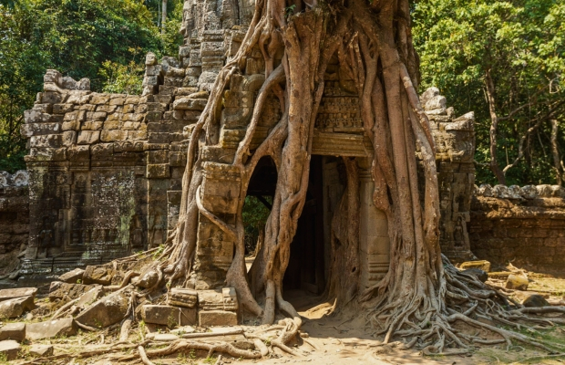 EXPLORE BANTEAY SREI